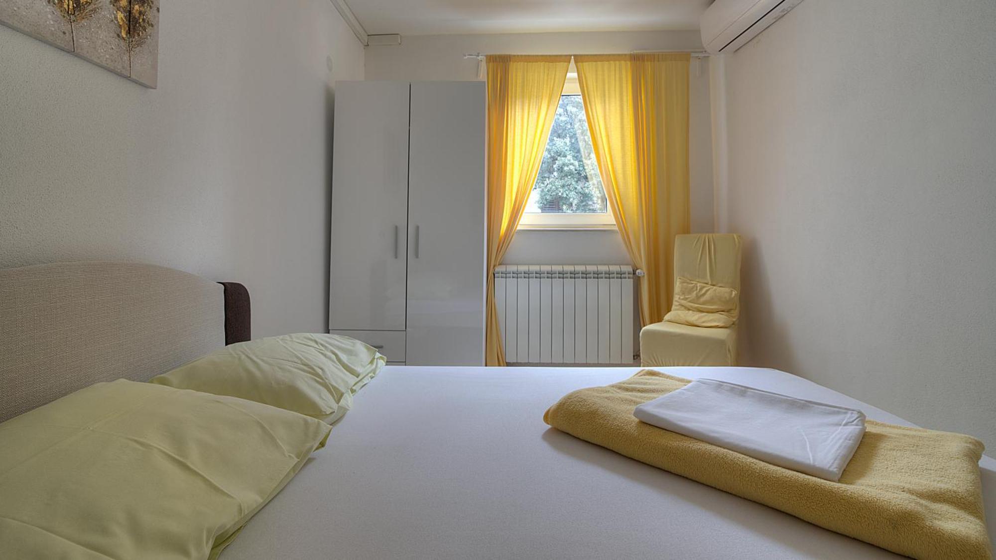 Apartments & Rooms Josephine Senj  Eksteriør bilde